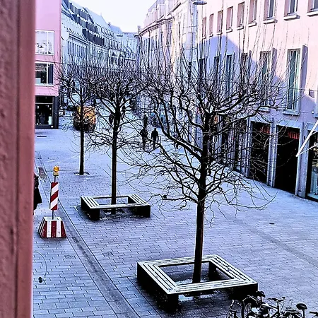Apartman Primero City-loftdomizil I 84qm Innenstadt Rathaus I Gemeinschaftsterrasse 6 P *