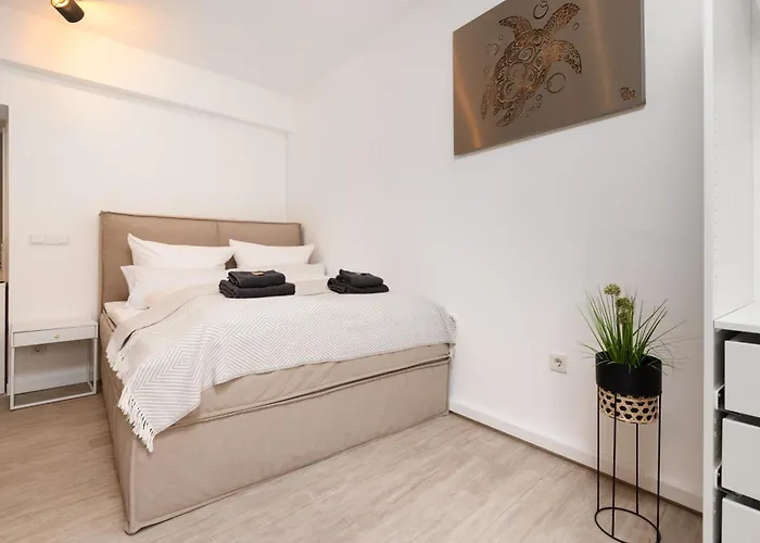 Apartment Primero City-loftdomizil I 84qm Innenstadt Rathaus I Gemeinschaftsterrasse 6 P